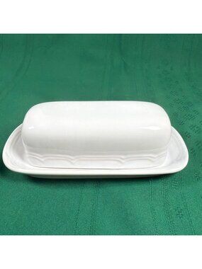 Vintage 80s Pfaltzgraff Gazebo White Covered Lid Butter Dish #028  Stoneware USA